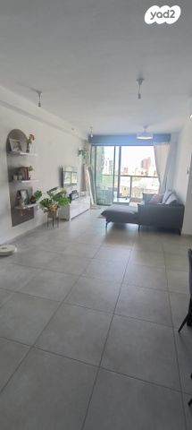 דירה, הרשת, לב העיר, בת ים