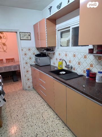 דירה, קיבוץ גלויות, עמידר, בת ים