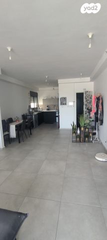 דירה, הרשת, לב העיר, בת ים