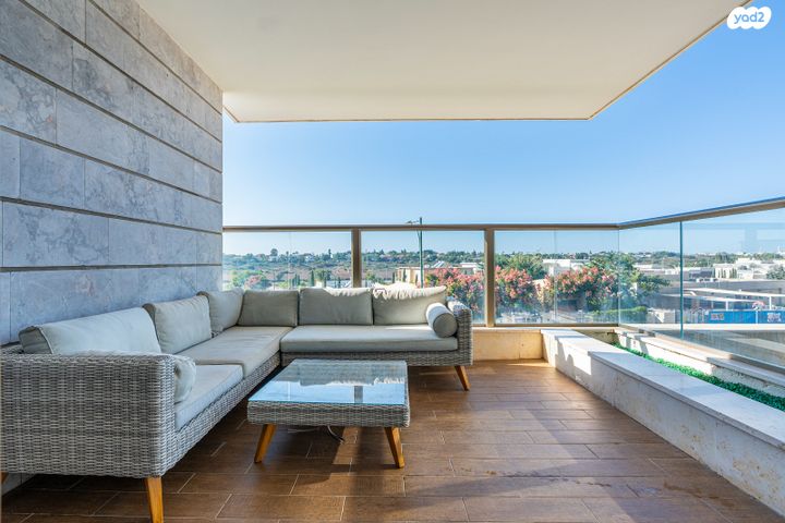 דירה, הר סיני, היובל, אור עקיבא