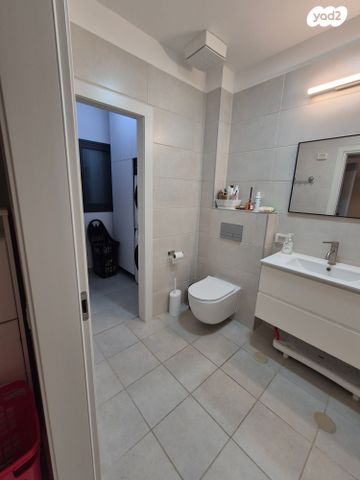 דירה, שדרות עמק יזרעאל, שקמים ואגמים, אשקלון