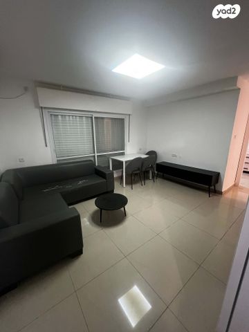 דירה, דרך מצדה 81, שכונה ב', באר שבע