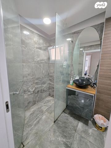 דירה, דקר 19, גני יער, לוד