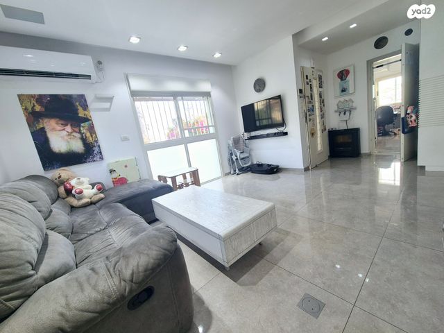 דירת גן, ויקטור הוגו, רמת שאול, חיפה