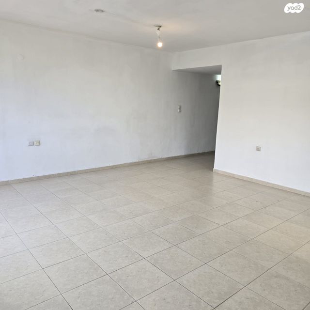 דירה, אוסישקין 25, הדר, רמת השרון