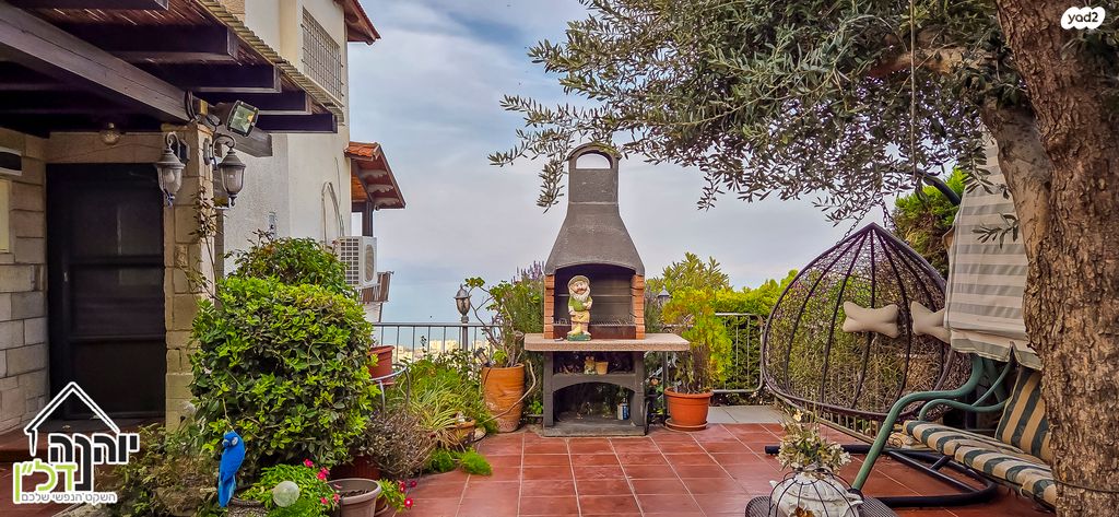 דו משפחתי, טבריה