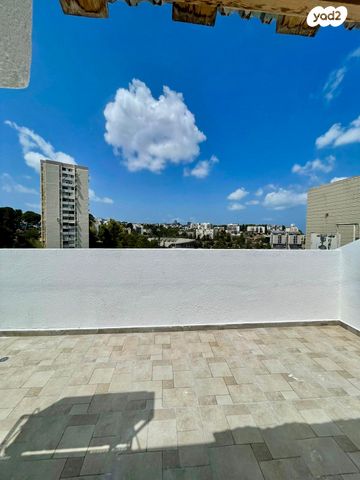 גג/ פנטהאוז, חיפה