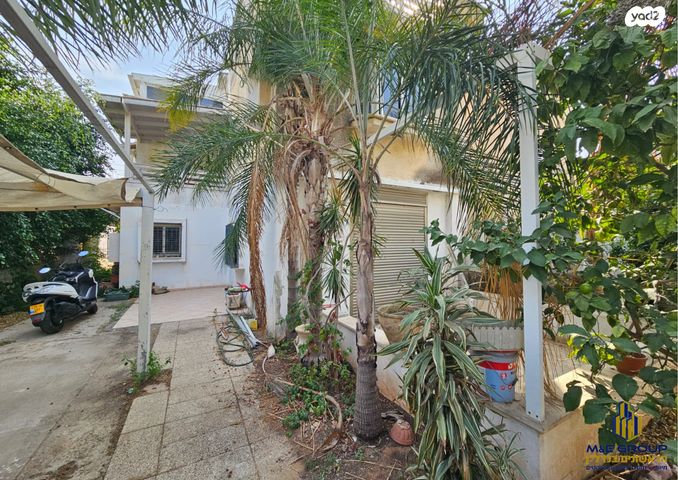 דירת גן, נווה הדרים, ראשון לציון