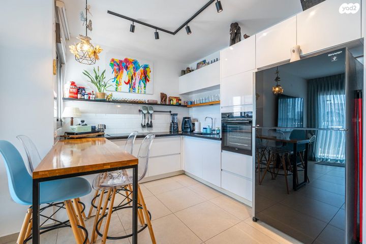 דירה, הר שלמה, היובל, אור עקיבא