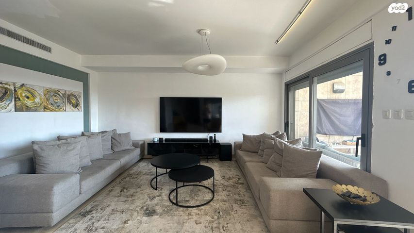 אמיר גלבוע 12