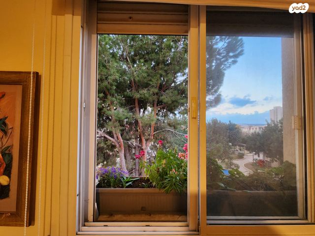 דופלקס, מרדכי מקלף, המגינים, מודיעין מכבים רעות