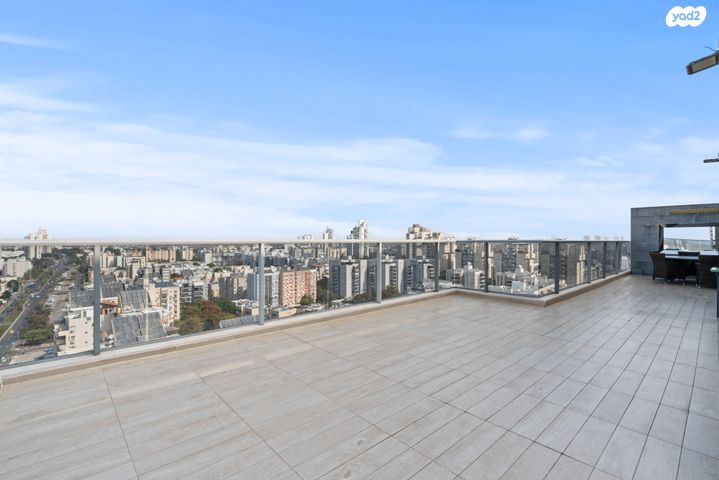 גג/ פנטהאוז, מיש"ר, קרית הלאום, ראשון לציון