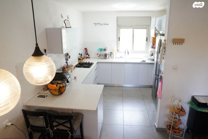 שביל חודשי השנה 