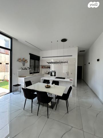 דירת גן, אוסישקין, נתניה