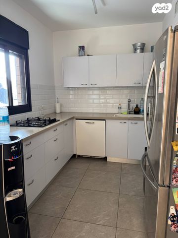 דירה, המעלות, פועלי הרכבת, גבעתיים