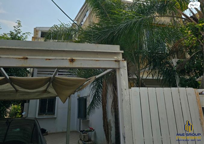 דירת גן, נווה הדרים, ראשון לציון