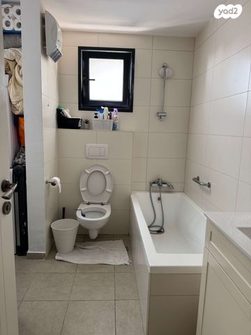 דירה, המעלות, פועלי הרכבת, גבעתיים