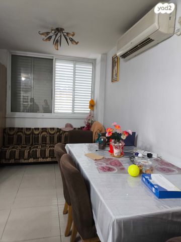 דירה, פתח תקווה