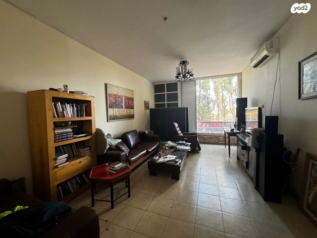 דירה, דליה 16, מרכז העיר, סביניה, הוותיקה, קרית ביאליק