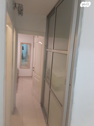 דירה, הרב אבו חצירא, רובע ג', אשדוד