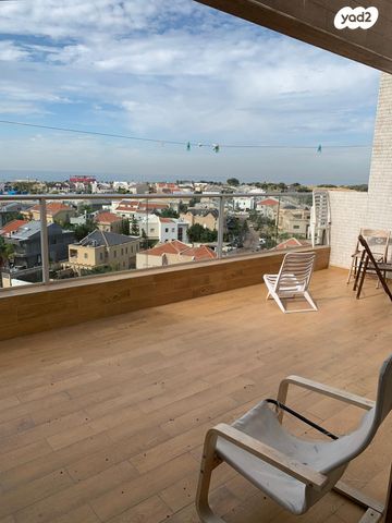 גג/ פנטהאוז, חיל השריון, נווה חוף, ראשון לציון