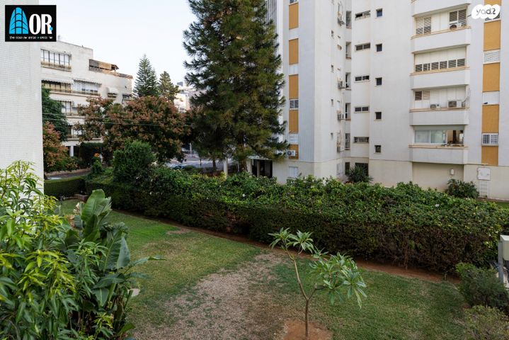 דירה, אריה בן אליעזר, רמז, מערב ותיק, ראשון לציון