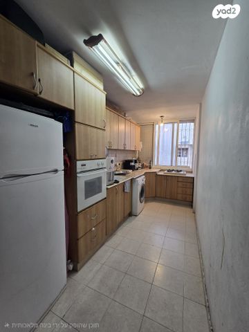 דירה, האתרוג 2, אושיות, רחובות