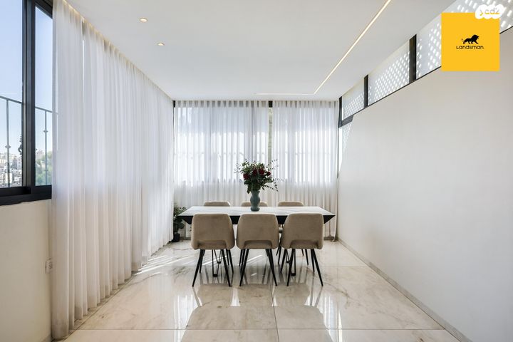 דירה, מבוא נהגי הפרדות, הגבעה הצרפתית, גבעת שפירא, ירושלים