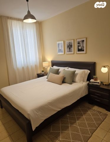 דירה, שדרות יוספטל 150, חולון