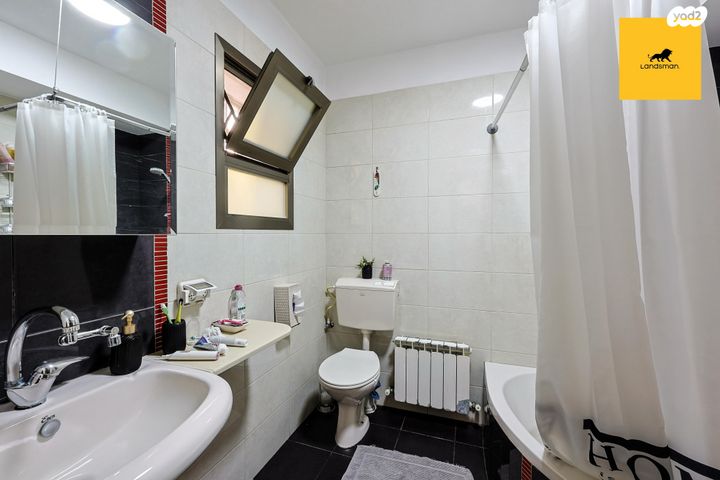 דירת גן, חת"ם סופר, האתרוג, ביתר עילית