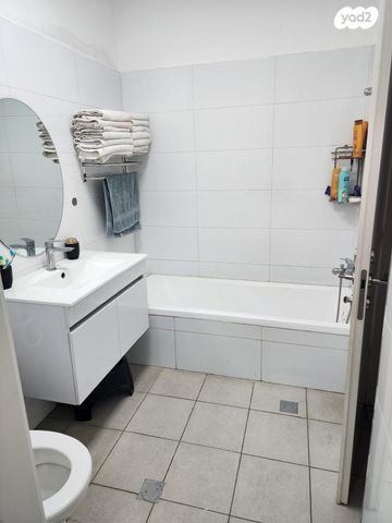 דירה, מגדל העמק