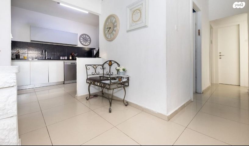 דירה, רמז, מערב ותיק, ראשון לציון