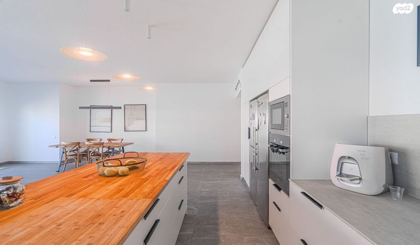 גג/ פנטהאוז, עיר היין, אשקלון