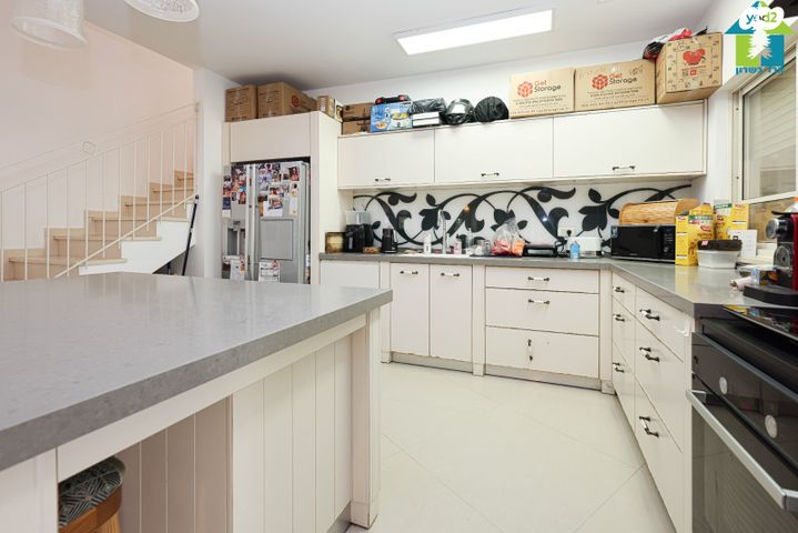 דו משפחתי, יד חנה