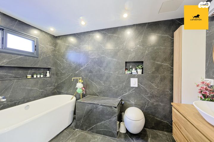 דירה, מבוא נהגי הפרדות, הגבעה הצרפתית, גבעת שפירא, ירושלים