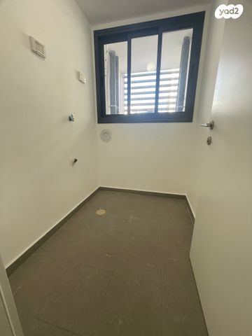 דירה, נופי בן שמן, לוד