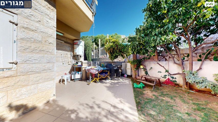 דירת גן, שושנת הכרמל, כרמל מערבי, חיפה