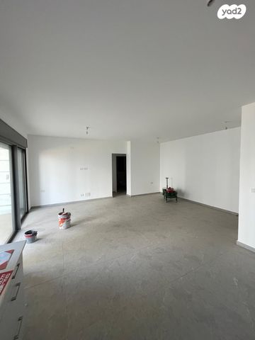 דירה, כרמי הנדיב, אחוזת רוטנר, קרית מלאכי