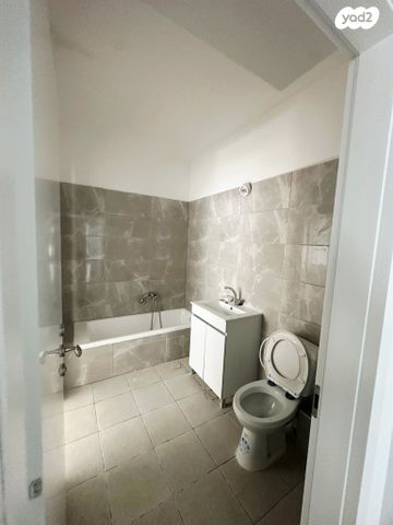 דירה, גולדה מאיר 52, מורשת, מודיעין מכבים רעות