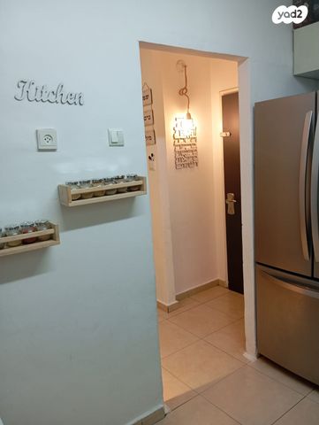 דירה, רבי שלמה יוסף גניחובסקי, קרית הרצוג, בני ברק