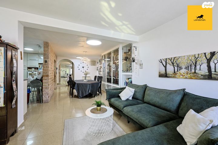 דירת גן, חת"ם סופר, האתרוג, ביתר עילית