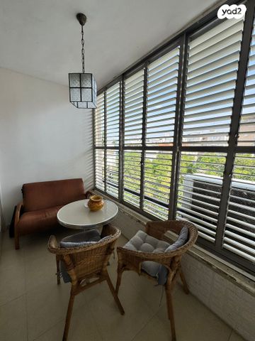 דירה, חוה לוצקי 4, א' / צפון מזרח העיר, רחובות