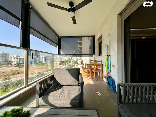 דירה, שדרות עמק האלה 65, שקמים ואגמים, אשקלון