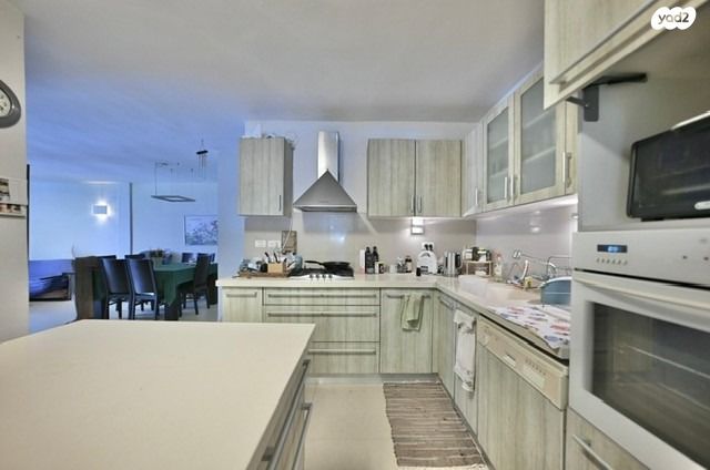 דירה, אצ"ל, נווה רם, שיכון מזרחי, רמת גן