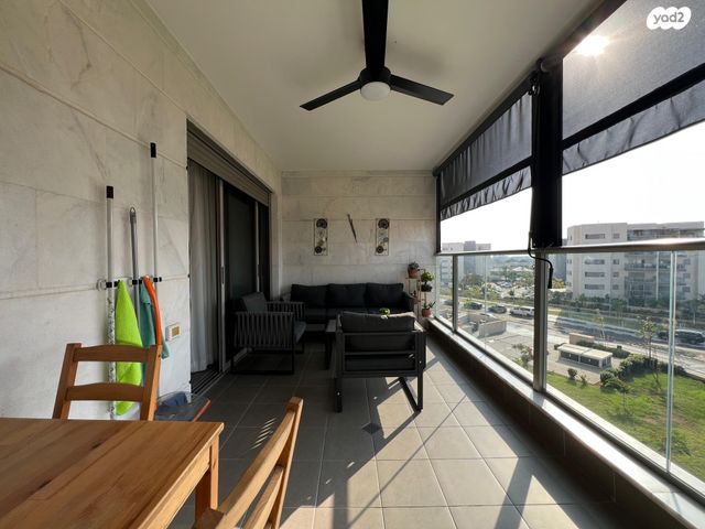 דירה, שדרות עמק האלה 65, שקמים ואגמים, אשקלון