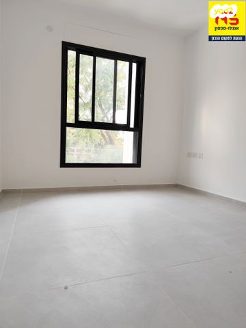 דירה, אשכול, הוד השרון