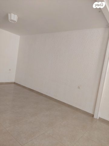 דירה, ההגנה, מוצקין הותיקה, קרית מוצקין