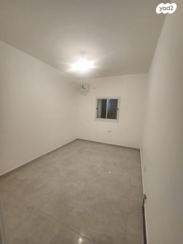 בית פרטי/ קוטג', פנחס נבון, נאות שקד, ירוחם