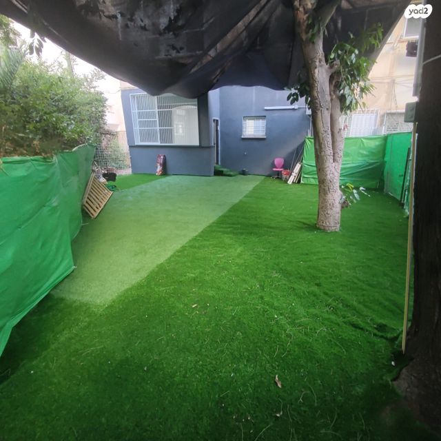 דירת גן, קדושי קהיר, רוטשילד עצמאות, בת ים