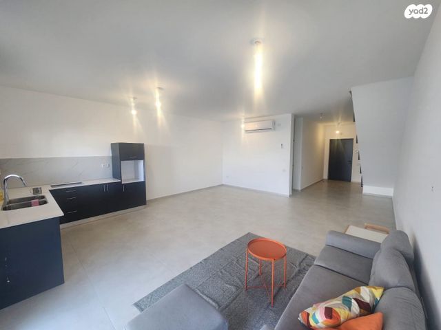 בית פרטי/ קוטג', פנחס נבון, נאות שקד, ירוחם